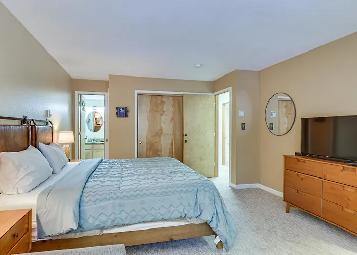 Snowdogs Breck Condo With Fireplace Walk To Lifts