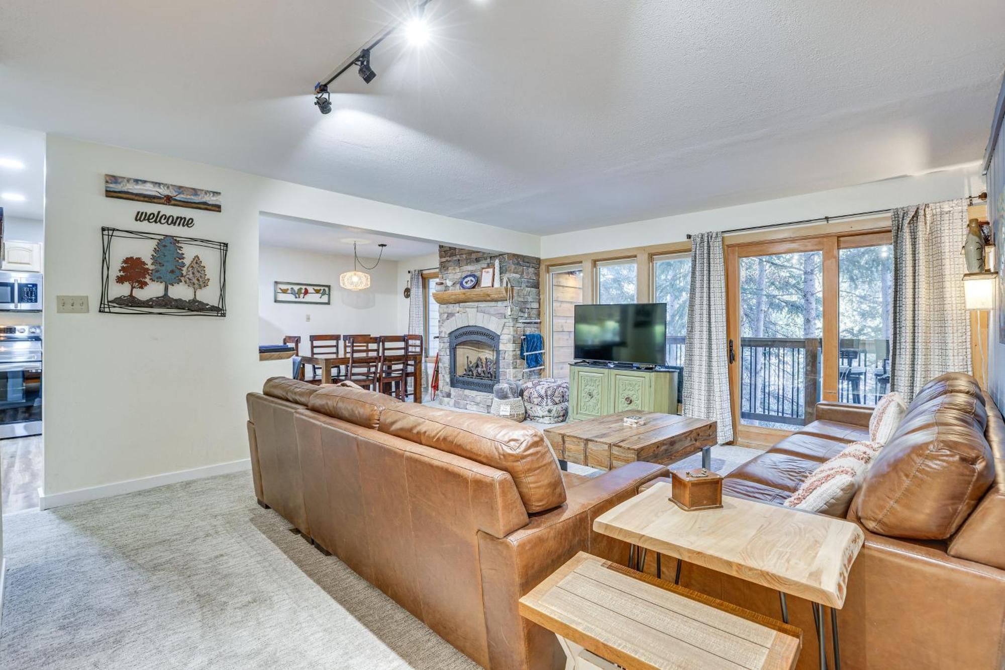 Snowdogs Breck With Fireplace Walk To Lifts Breckenridge